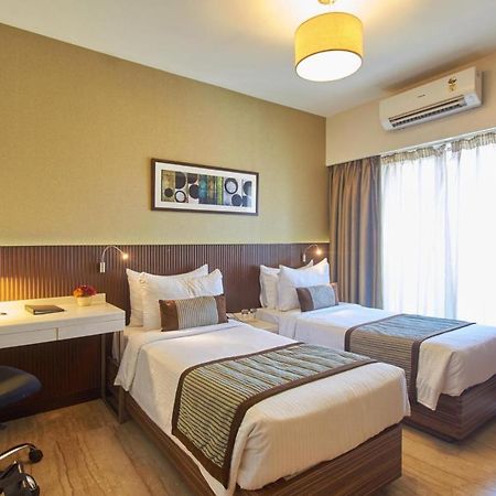 Residency Sarovar Portico Mumbai Bagian luar foto
