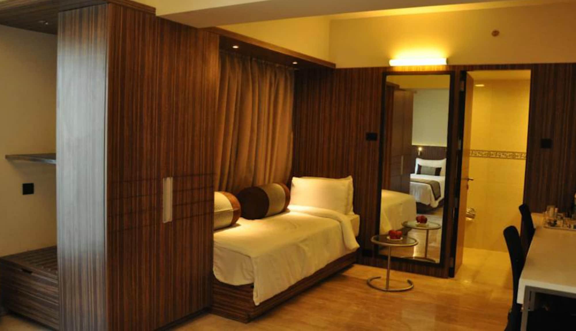 Residency Sarovar Portico Mumbai Bagian luar foto