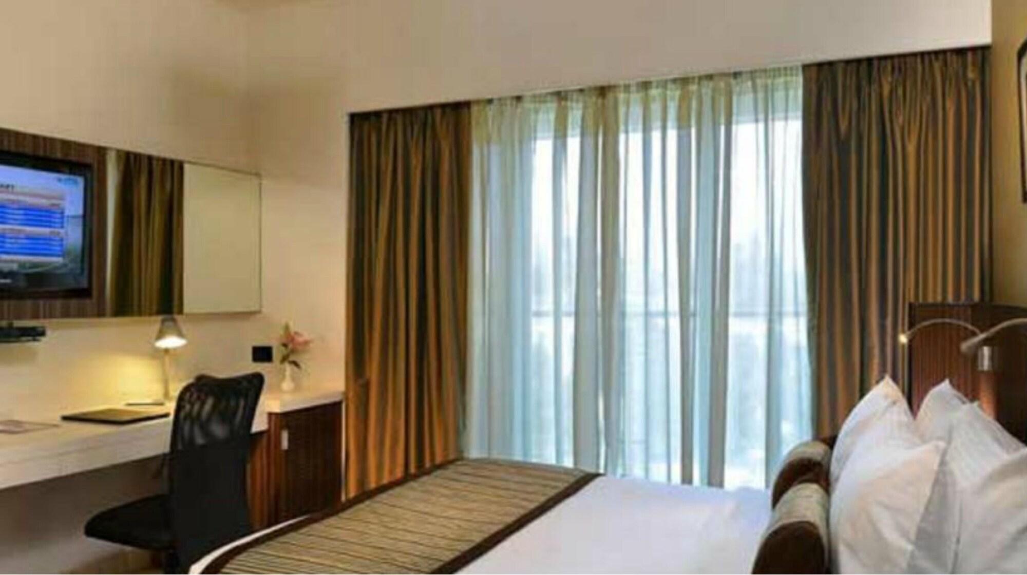 Residency Sarovar Portico Mumbai Bagian luar foto