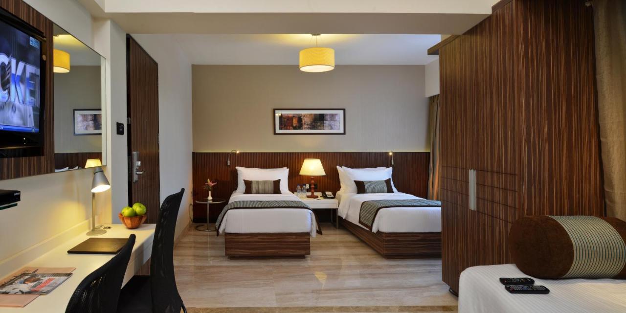 Residency Sarovar Portico Mumbai Bagian luar foto