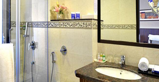Residency Sarovar Portico Mumbai Bagian luar foto