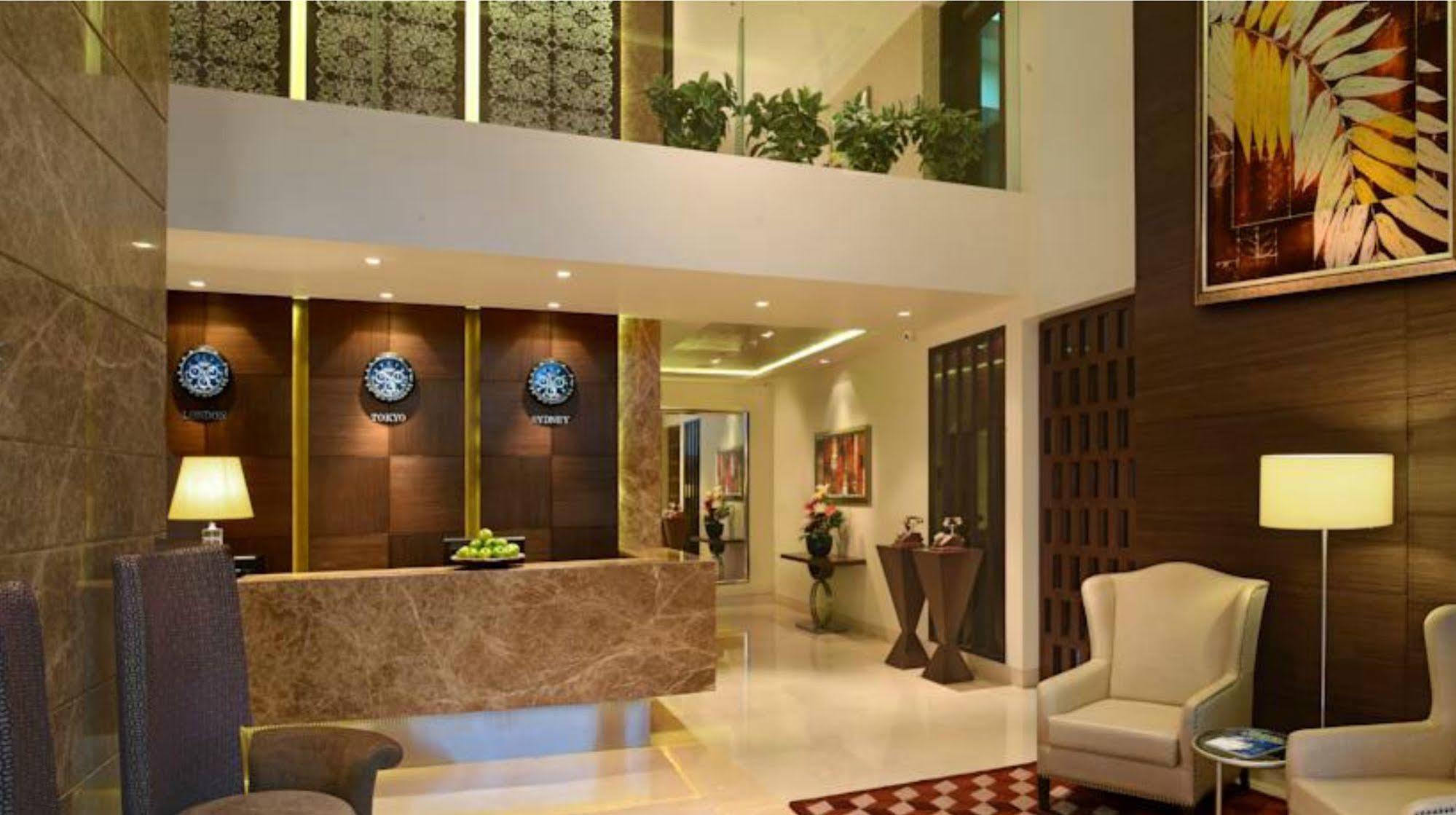 Residency Sarovar Portico Mumbai Bagian luar foto