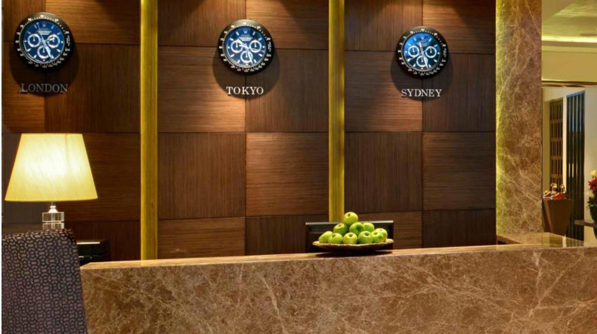 Residency Sarovar Portico Mumbai Bagian luar foto